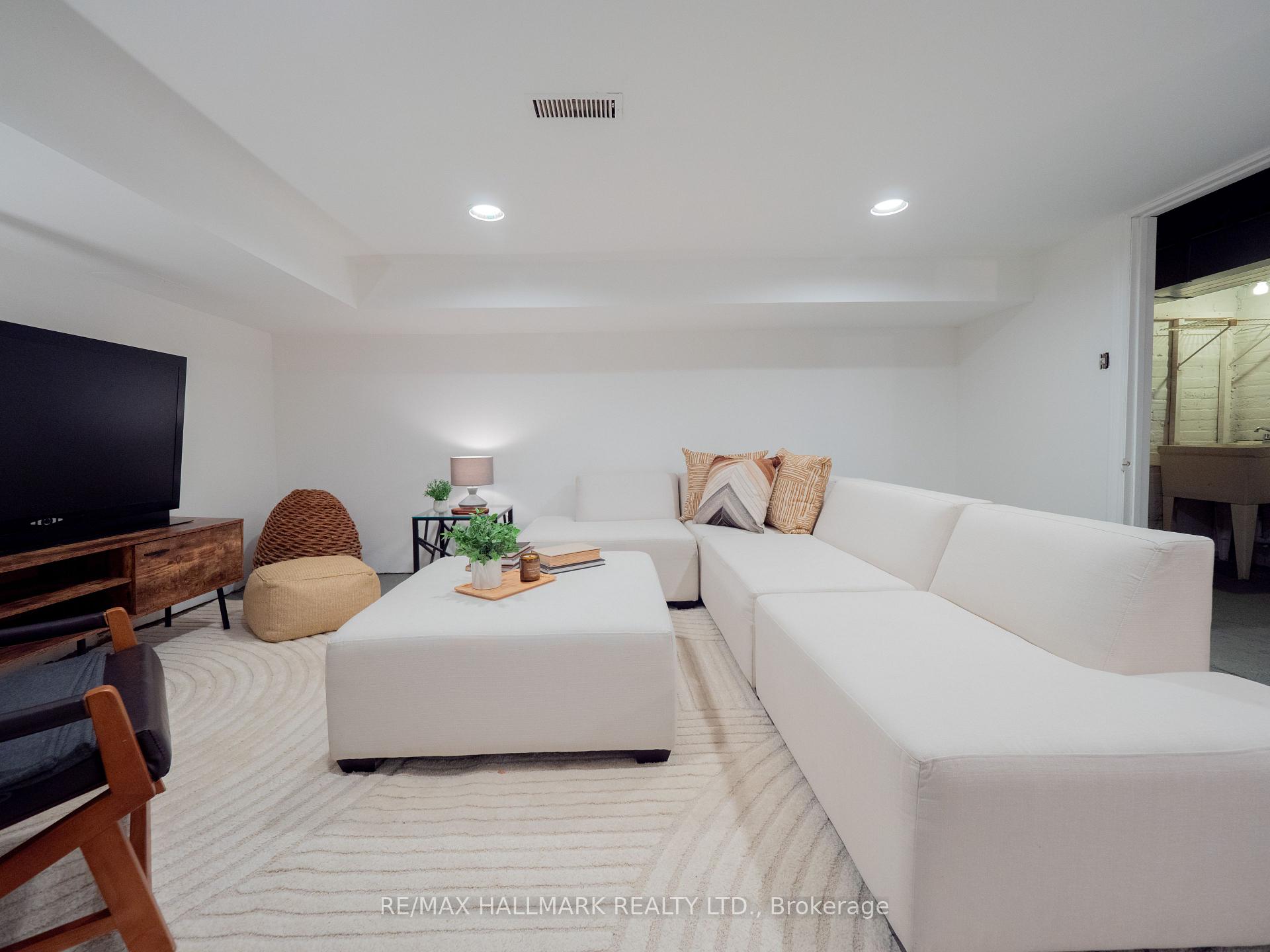Photo 36 of 115 Victor Avenue, Toronto, North Riverdale — HOMEH