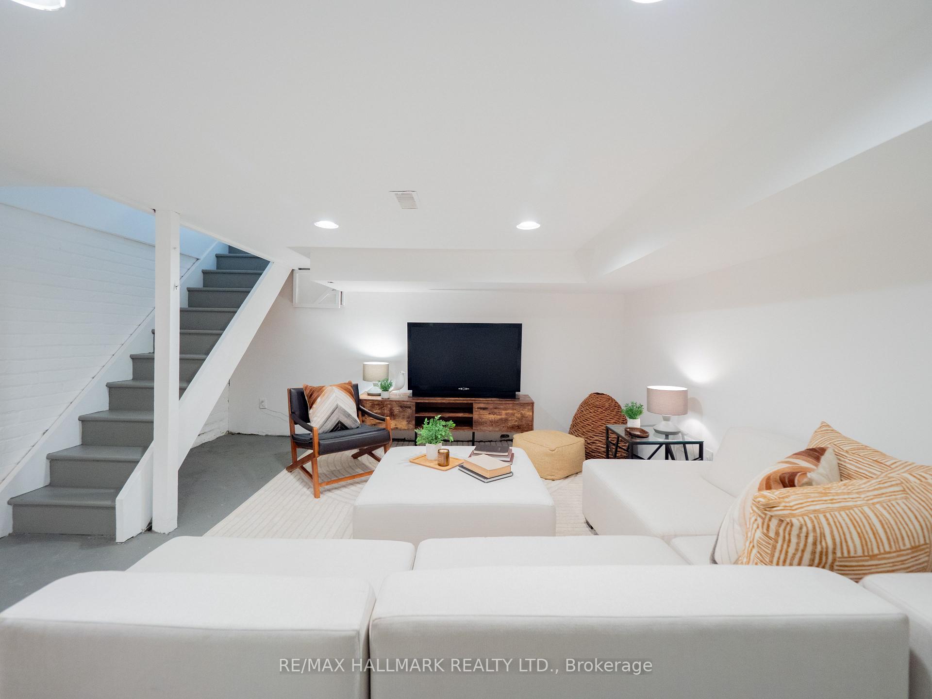 Photo 38 of 115 Victor Avenue, Toronto, North Riverdale — HOMEH