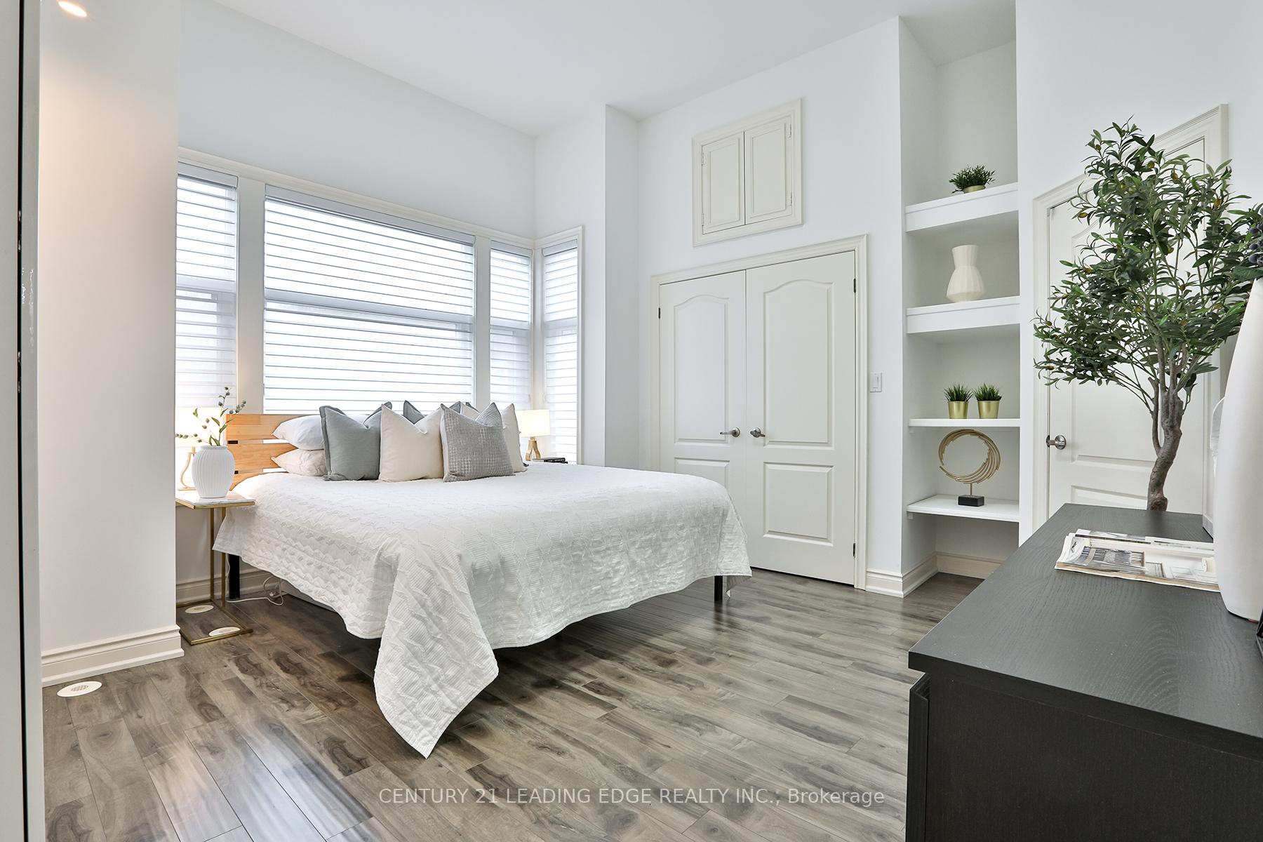 Photo 17 of 198 B Moore Avenue, Toronto, Rosedale-Moore Park — HOMEH