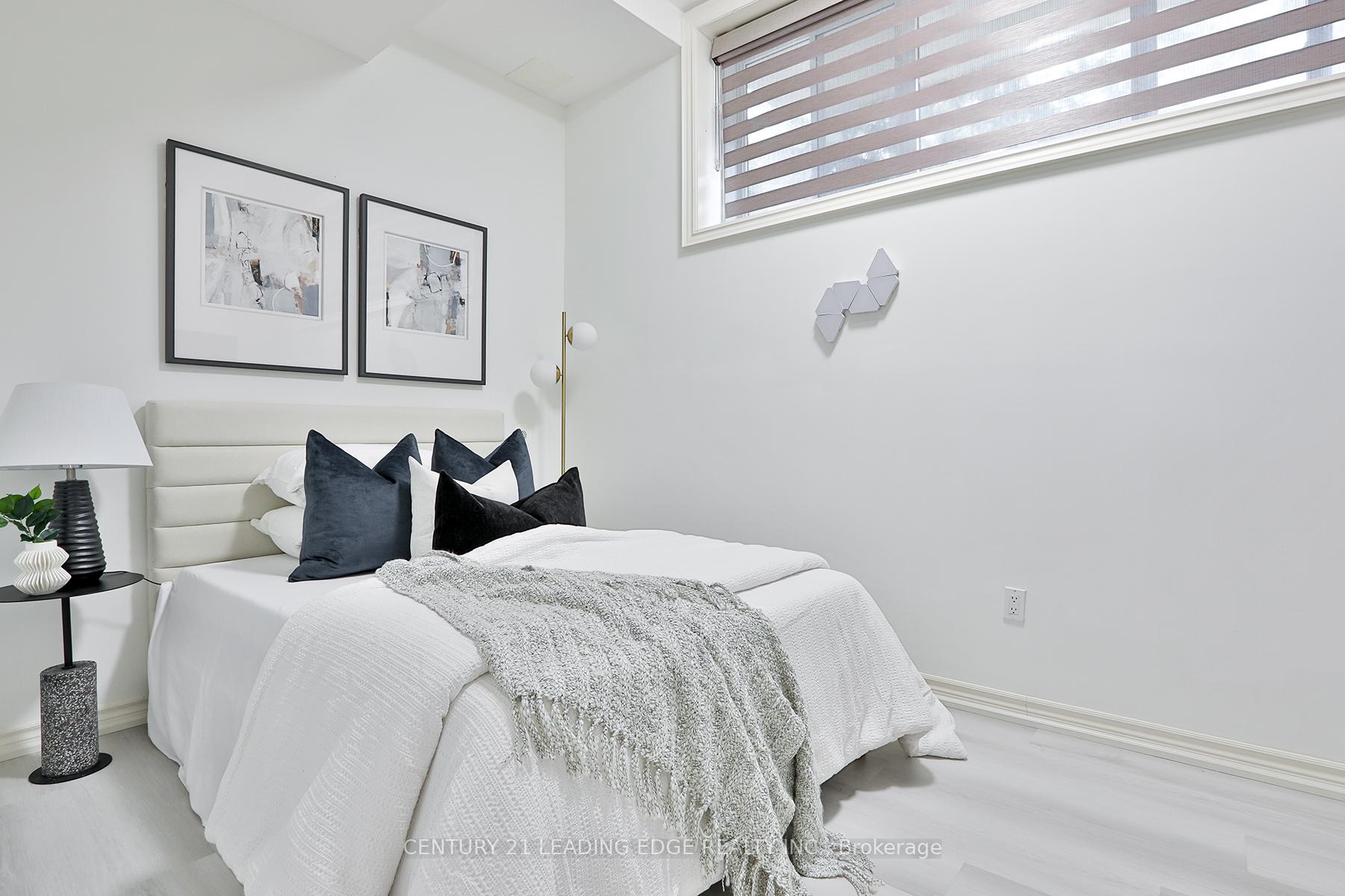 Photo 24 of 198 B Moore Avenue, Toronto, Rosedale-Moore Park — HOMEH