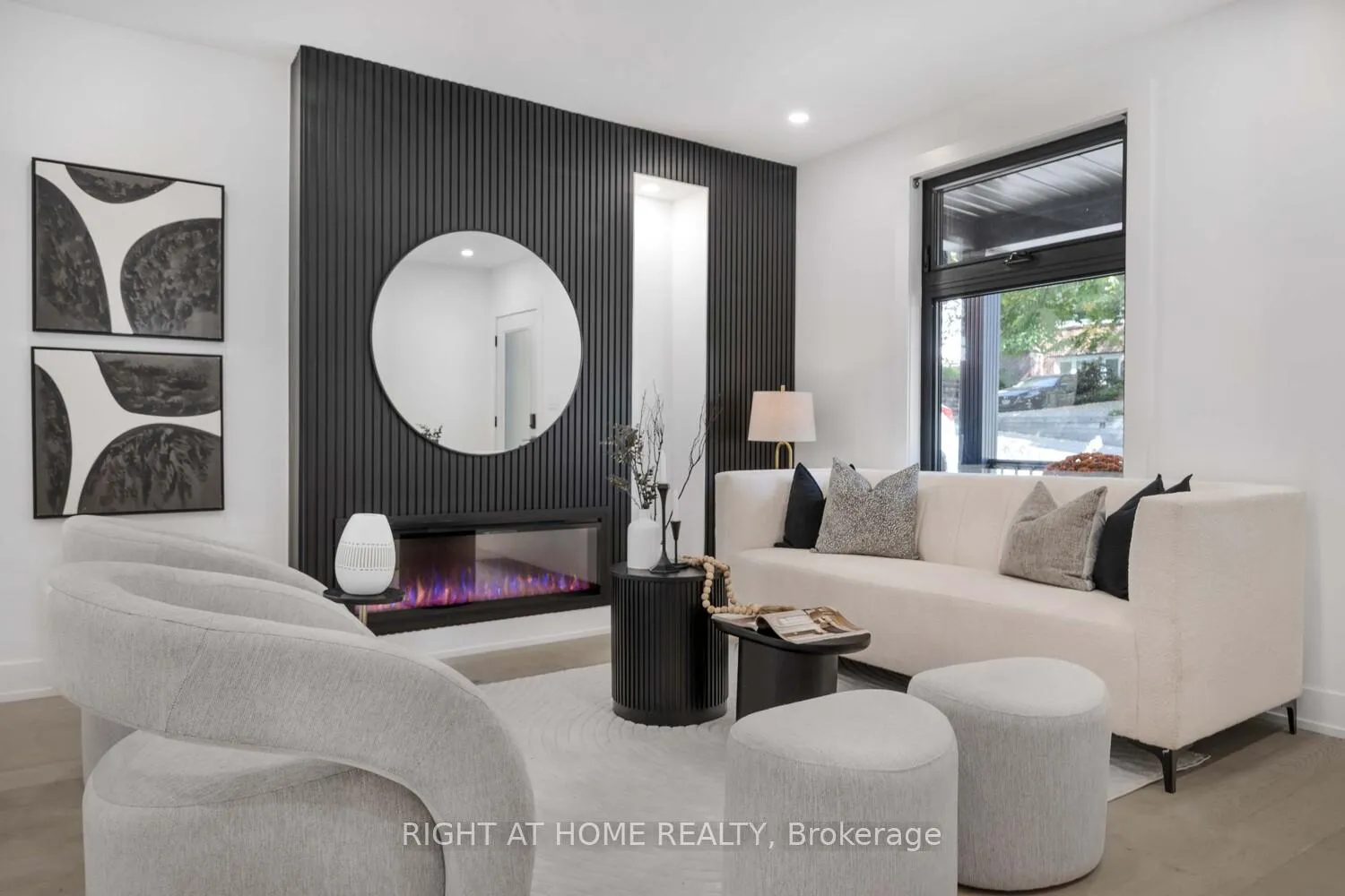 Photo 5 of 324 Lee Avenue, Toronto, The Beaches — HOMEH