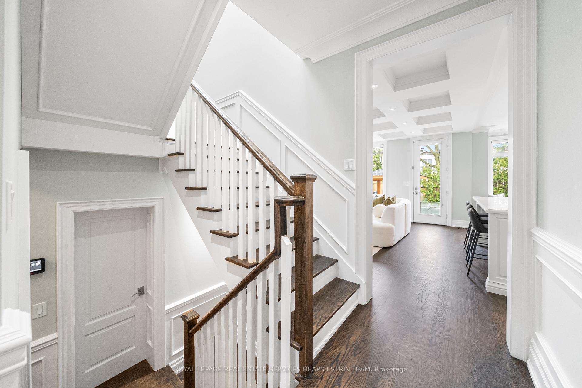 Photo 17 of 332 Sutherland Drive, Toronto, Leaside — HOMEH