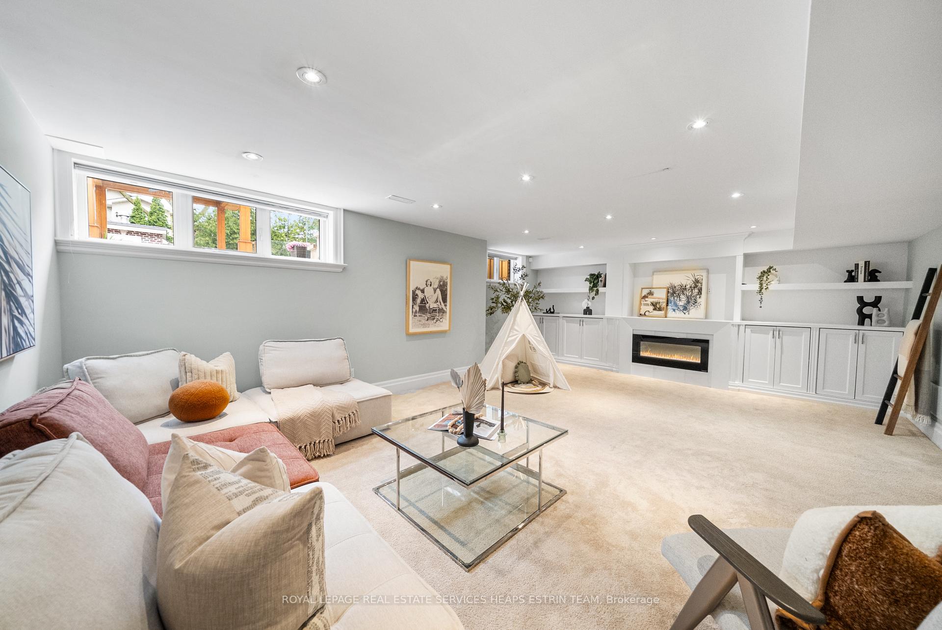 Photo 33 of 332 Sutherland Drive, Toronto, Leaside — HOMEH