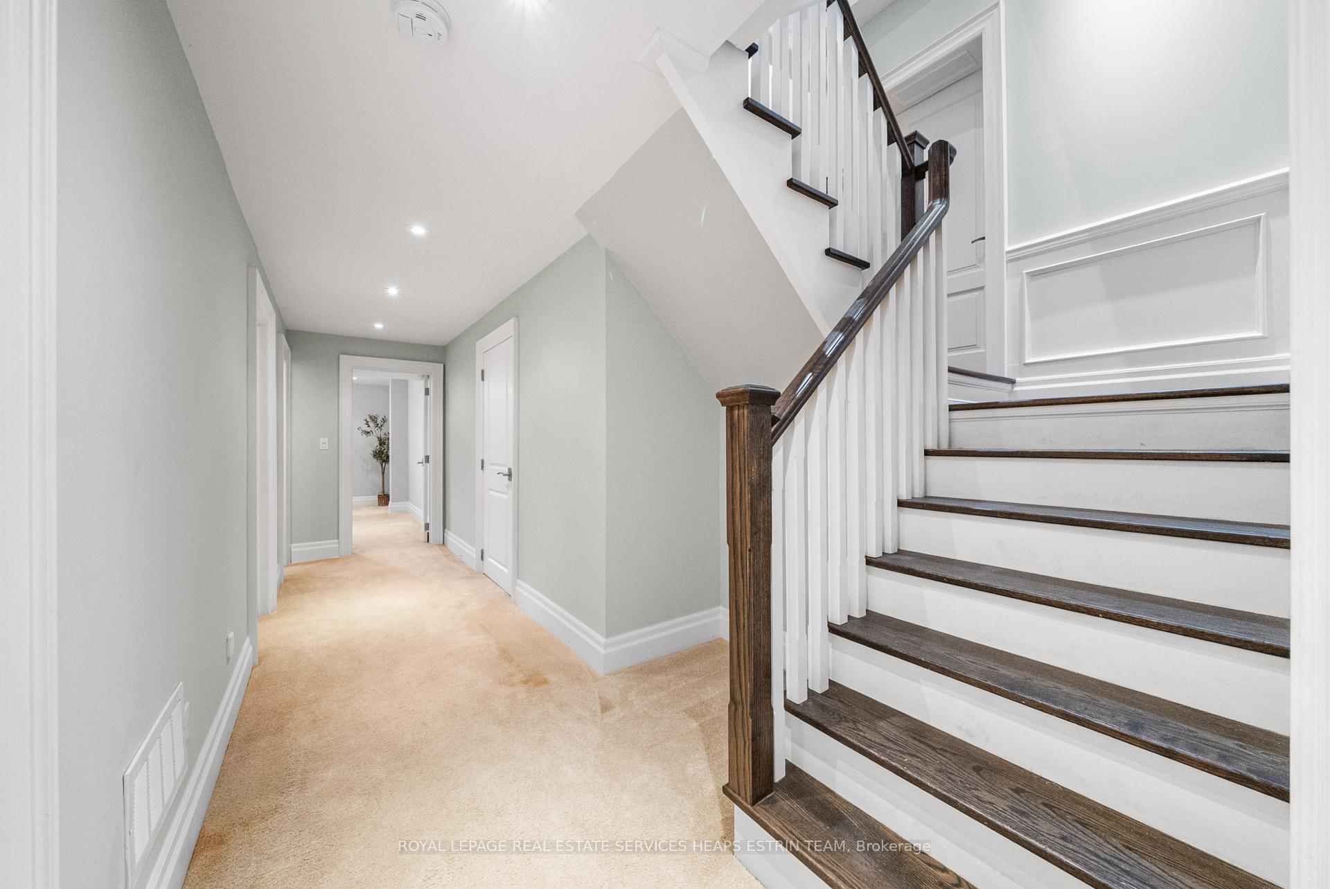 Photo 35 of 332 Sutherland Drive, Toronto, Leaside — HOMEH