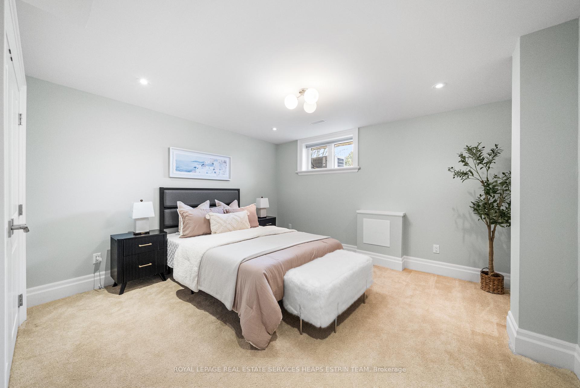 Photo 36 of 332 Sutherland Drive, Toronto, Leaside — HOMEH