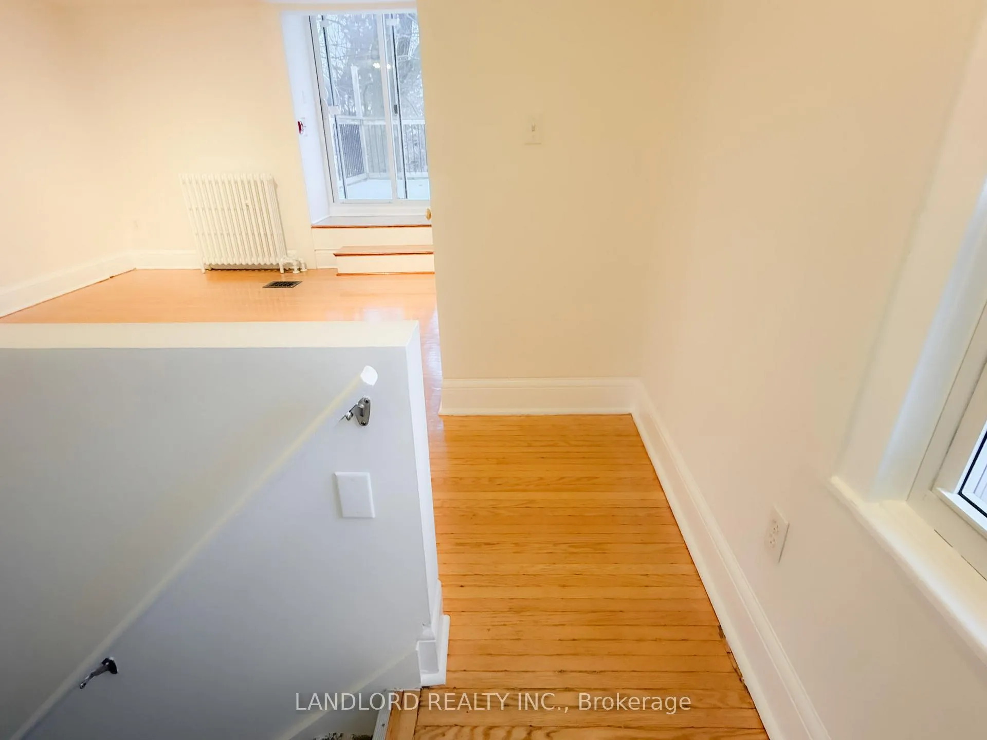 Photo 6 of Unit 4, 2469 Queen Street E, Toronto, The Beaches — HOMEH