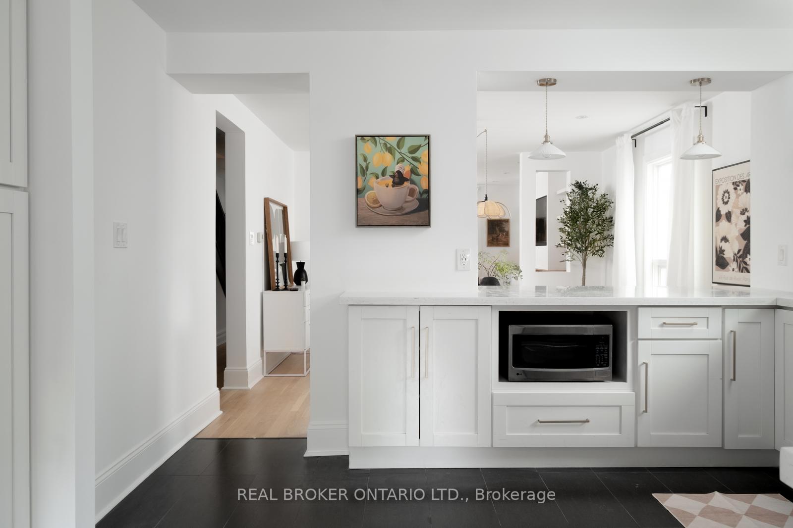 Photo 14 of 21 Stephenson Avenue, Toronto, East End-Danforth — HOMEH