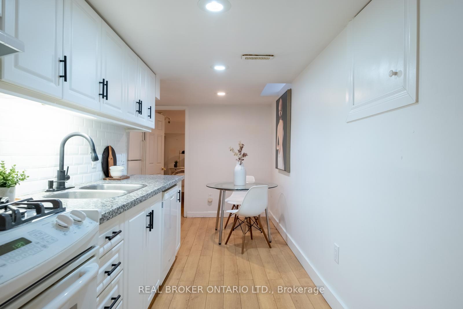 Photo 32 of 21 Stephenson Avenue, Toronto, East End-Danforth — HOMEH