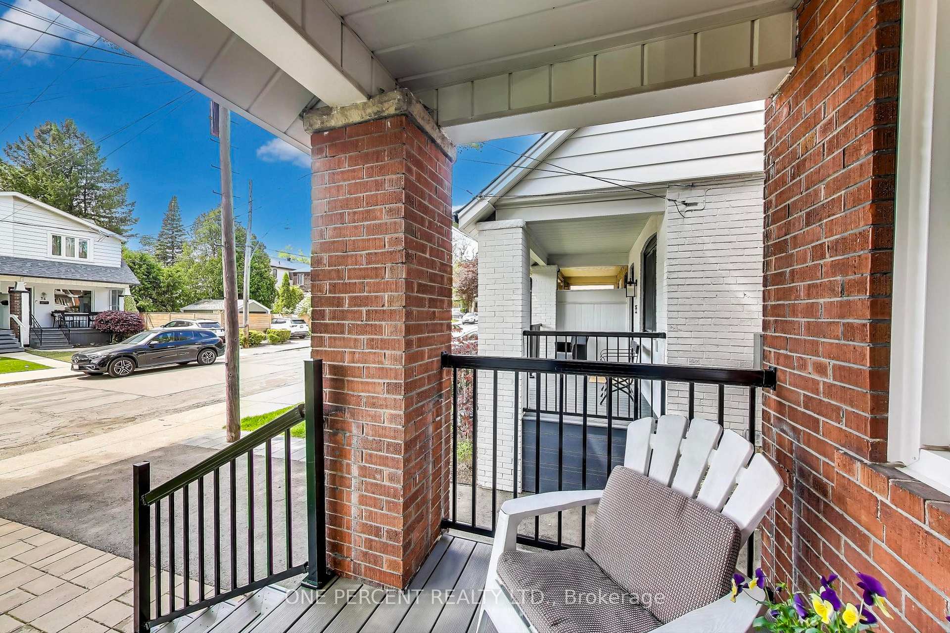 Photo 4 of 33 LeMay Road, Toronto, Mount Pleasant East — HOMEH