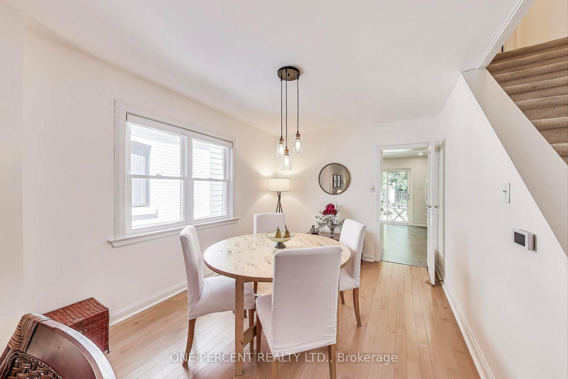 Photo 8 of 33 LeMay Road, Toronto, Mount Pleasant East — HOMEH