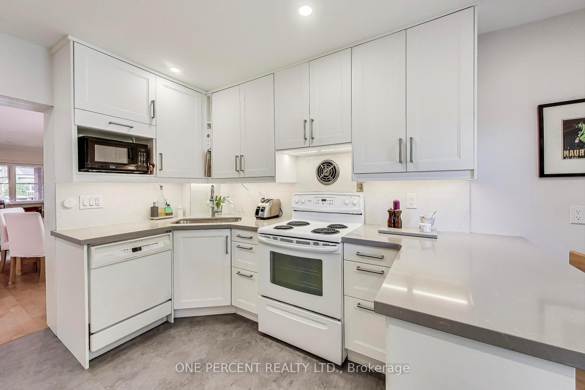 Photo 11 of 33 LeMay Road, Toronto, Mount Pleasant East — HOMEH