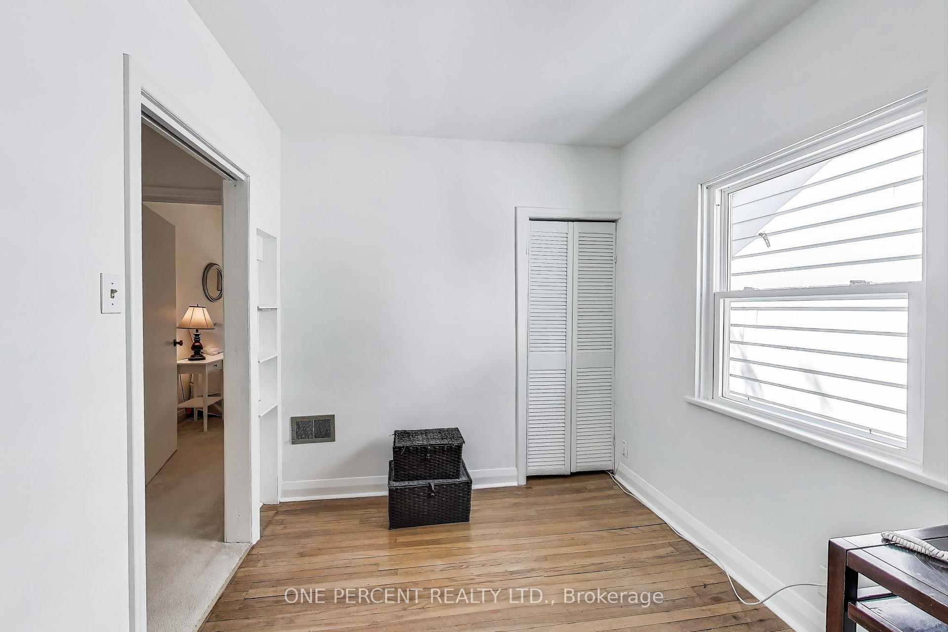 Photo 18 of 33 LeMay Road, Toronto, Mount Pleasant East — HOMEH