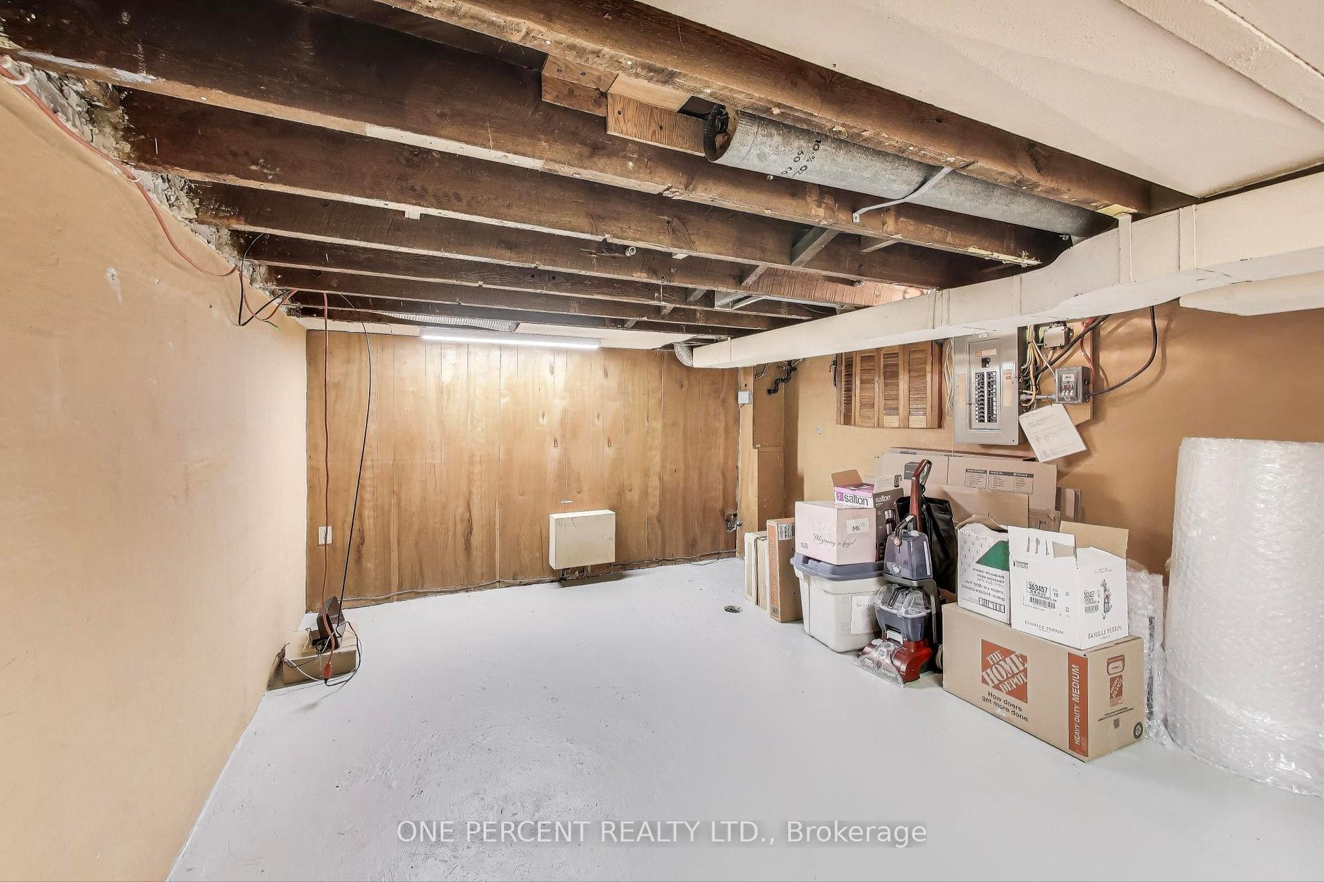 Photo 20 of 33 LeMay Road, Toronto, Mount Pleasant East — HOMEH