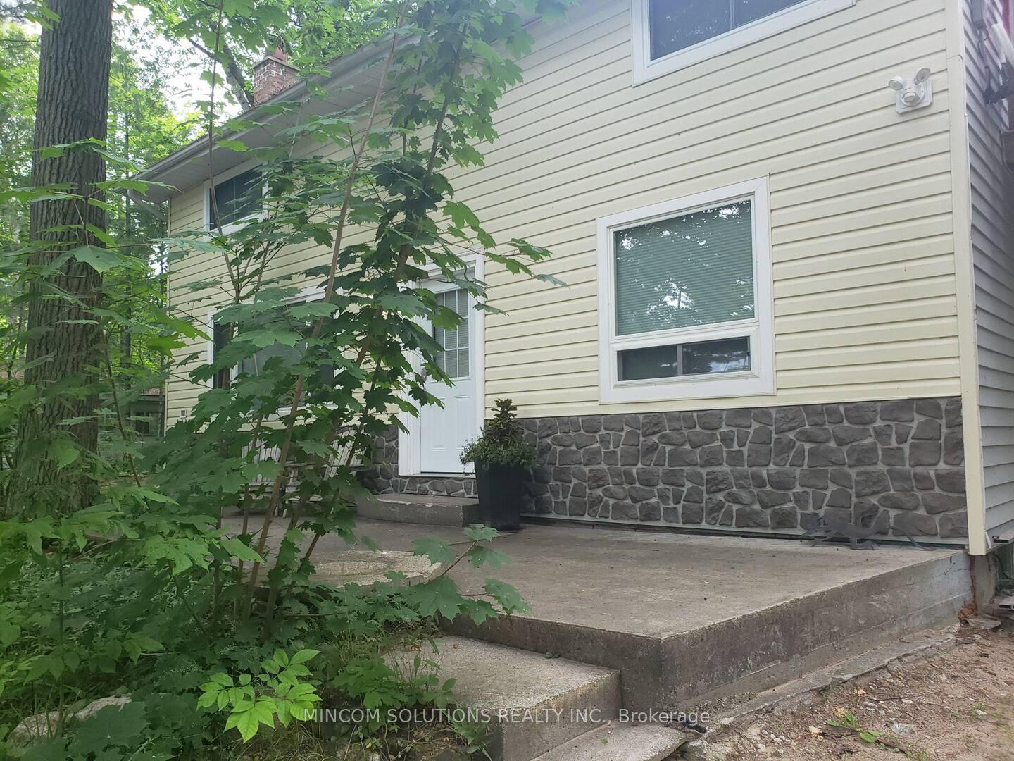 Photo 1 of Unit apt 2, 20 Park Road, Tiny, Rural Tiny — HOMEH