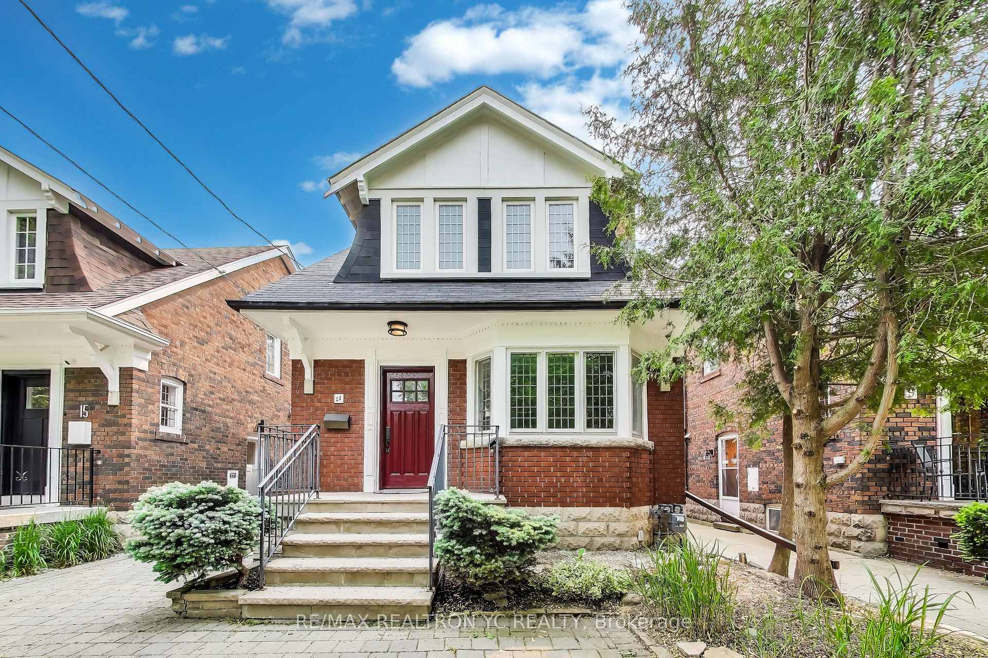 Photo 1 of 11 Donegall Drive, Toronto, Leaside — HOMEH