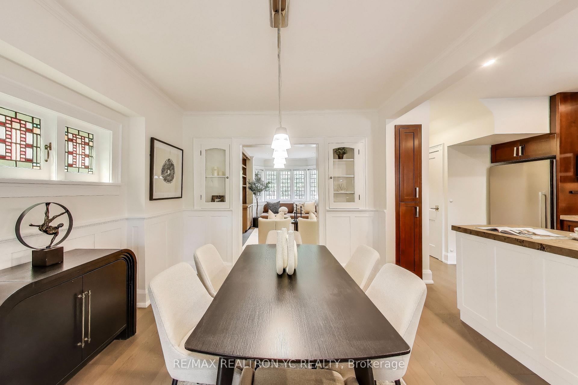 Photo 6 of 11 Donegall Drive, Toronto, Leaside — HOMEH
