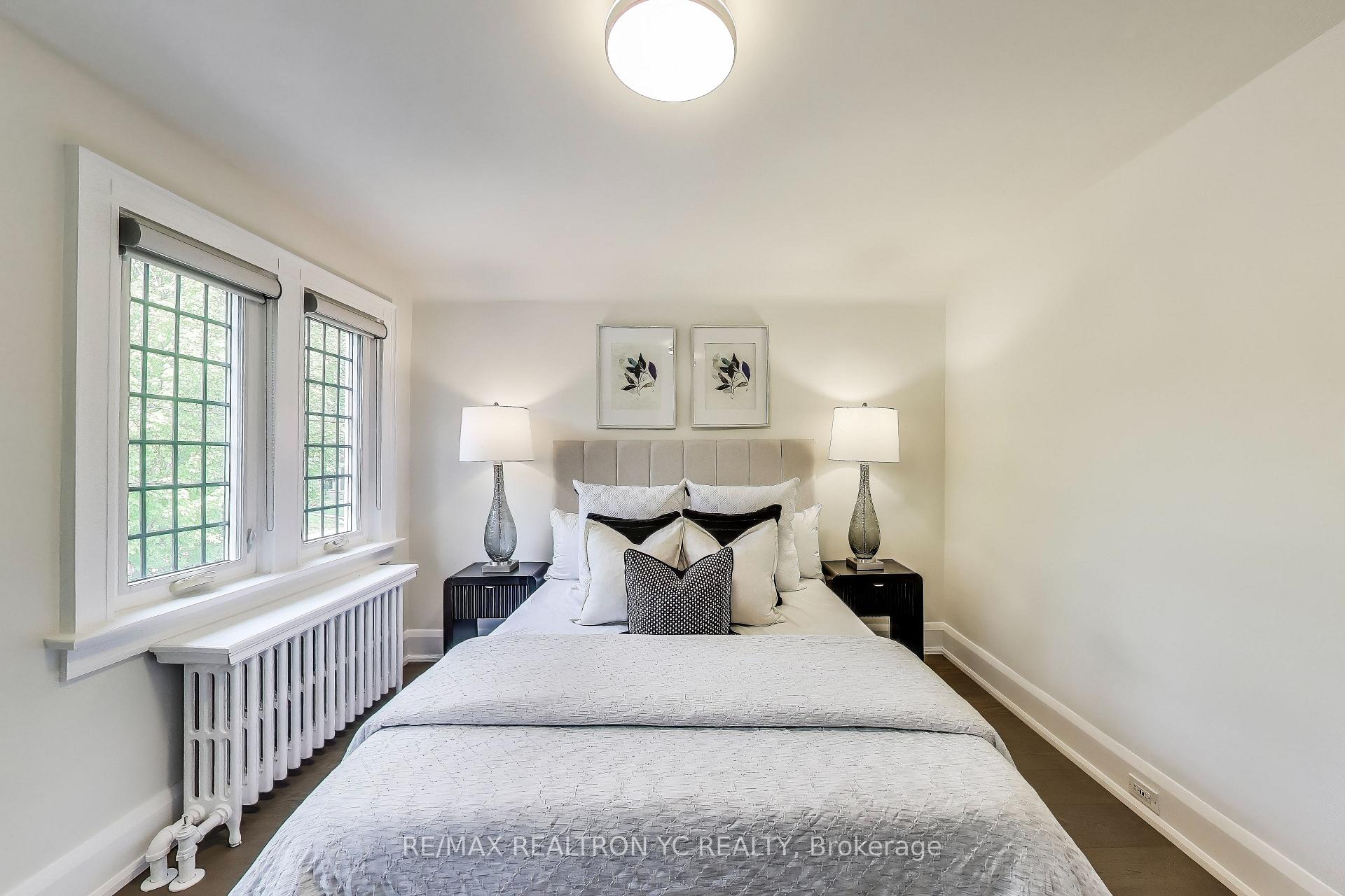 Photo 12 of 11 Donegall Drive, Toronto, Leaside — HOMEH