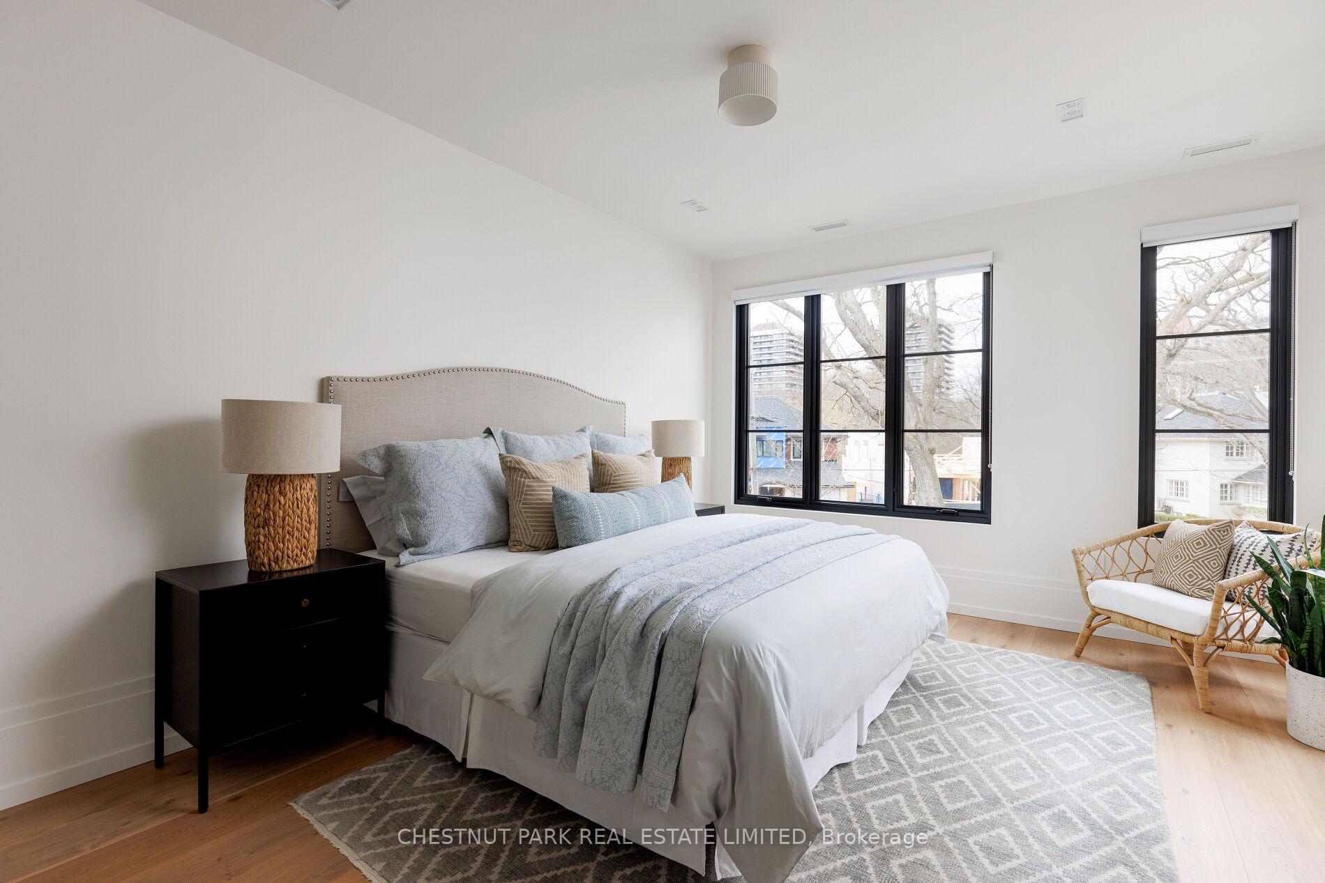 Photo 32 of 91 Inglewood Drive, Toronto, Rosedale-Moore Park — HOMEH
