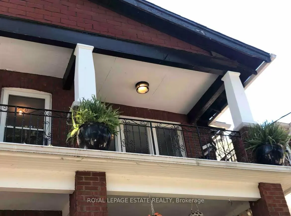 Photo 11 of Unit UPPER, 62 Scarboro Beach Boulevard, Toronto, The Beaches — HOMEH