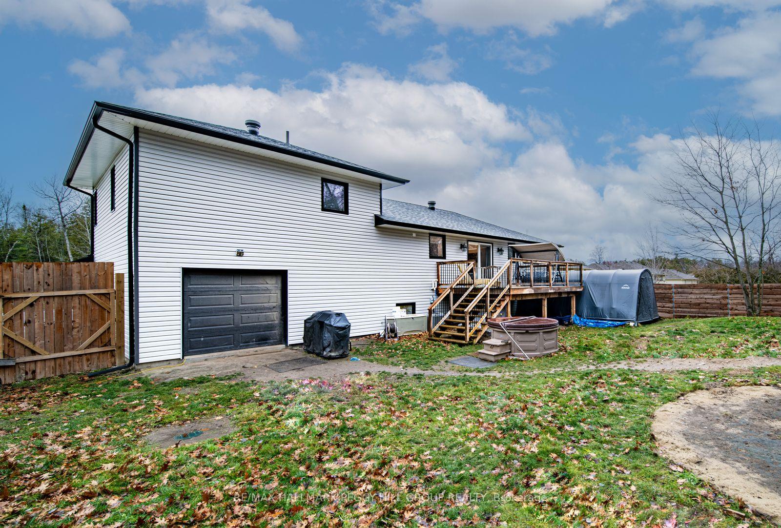 Photo 19 of 45 Evergreen Avenue, Tiny, Rural Tiny — HOMEH