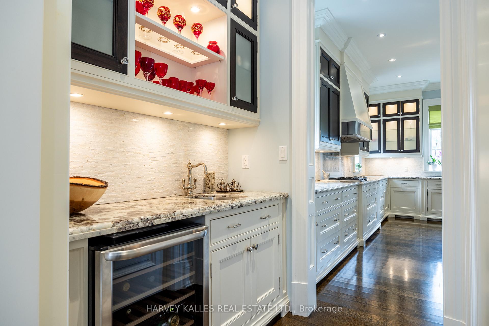 Photo 9 of 50 Lawrence Crescent, Toronto, Lawrence Park South — HOMEH
