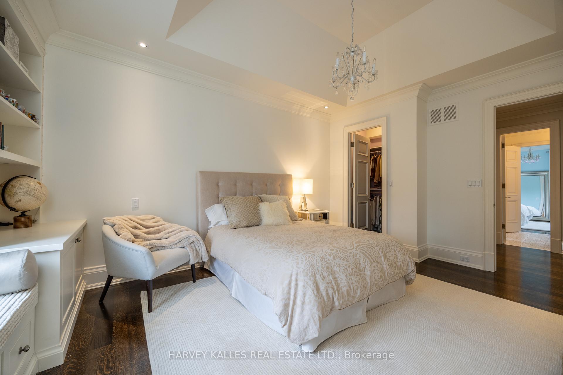 Photo 27 of 50 Lawrence Crescent, Toronto, Lawrence Park South — HOMEH