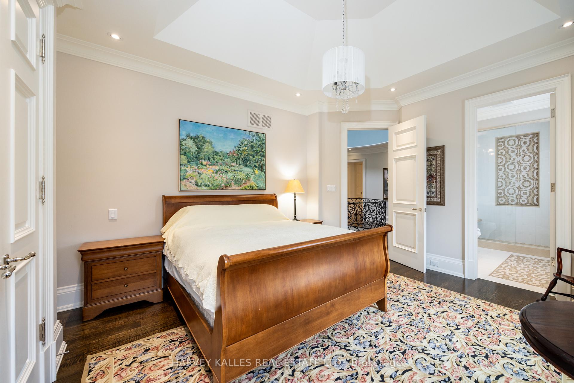Photo 31 of 50 Lawrence Crescent, Toronto, Lawrence Park South — HOMEH
