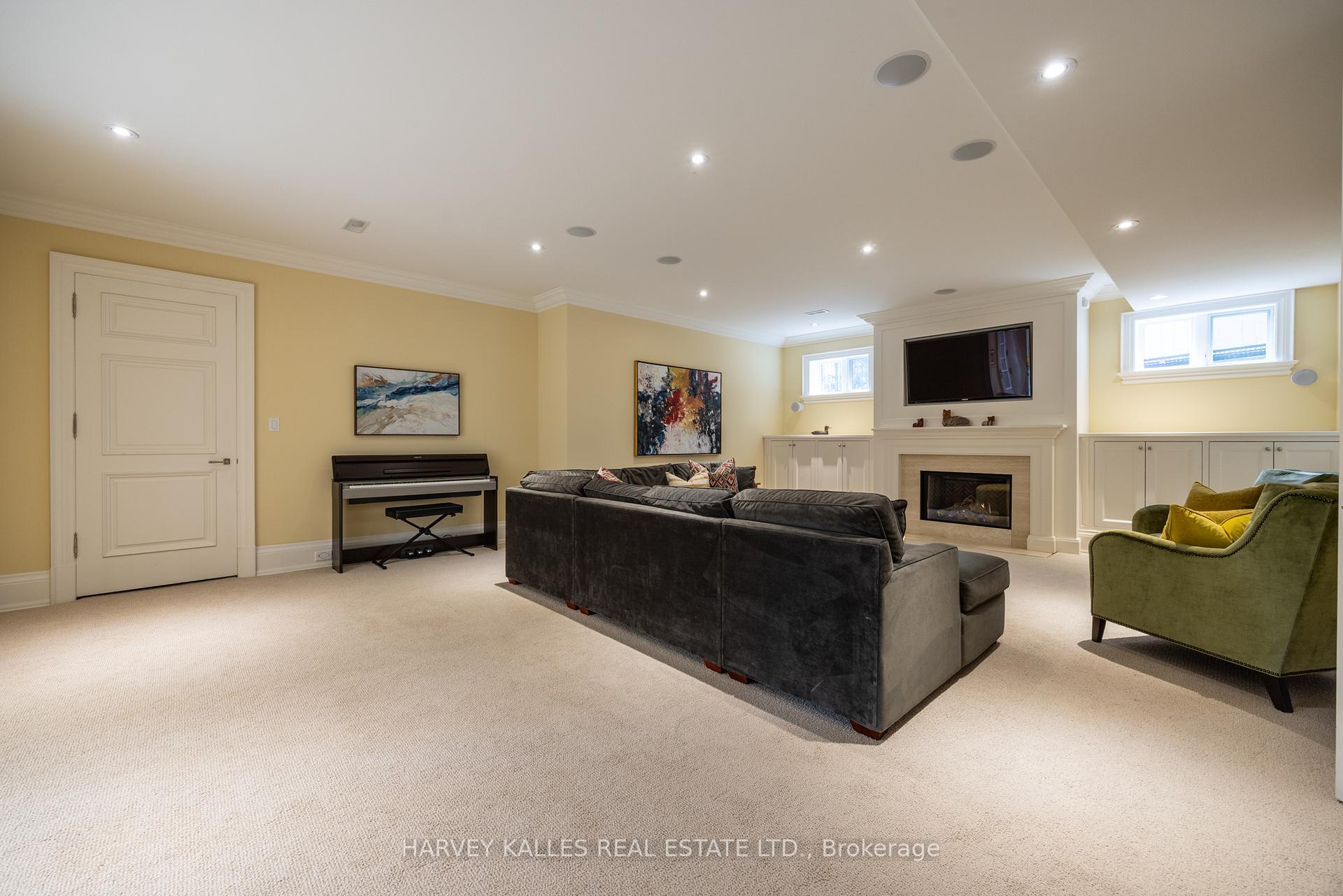 Photo 35 of 50 Lawrence Crescent, Toronto, Lawrence Park South — HOMEH