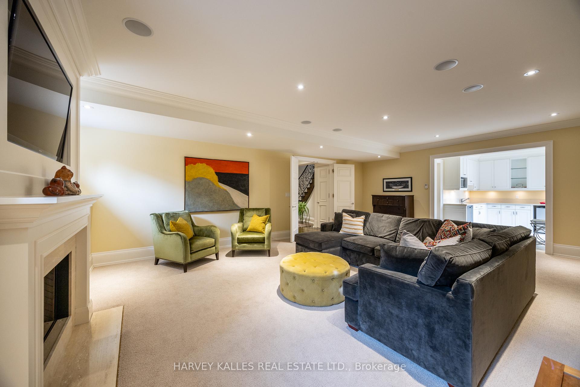 Photo 36 of 50 Lawrence Crescent, Toronto, Lawrence Park South — HOMEH