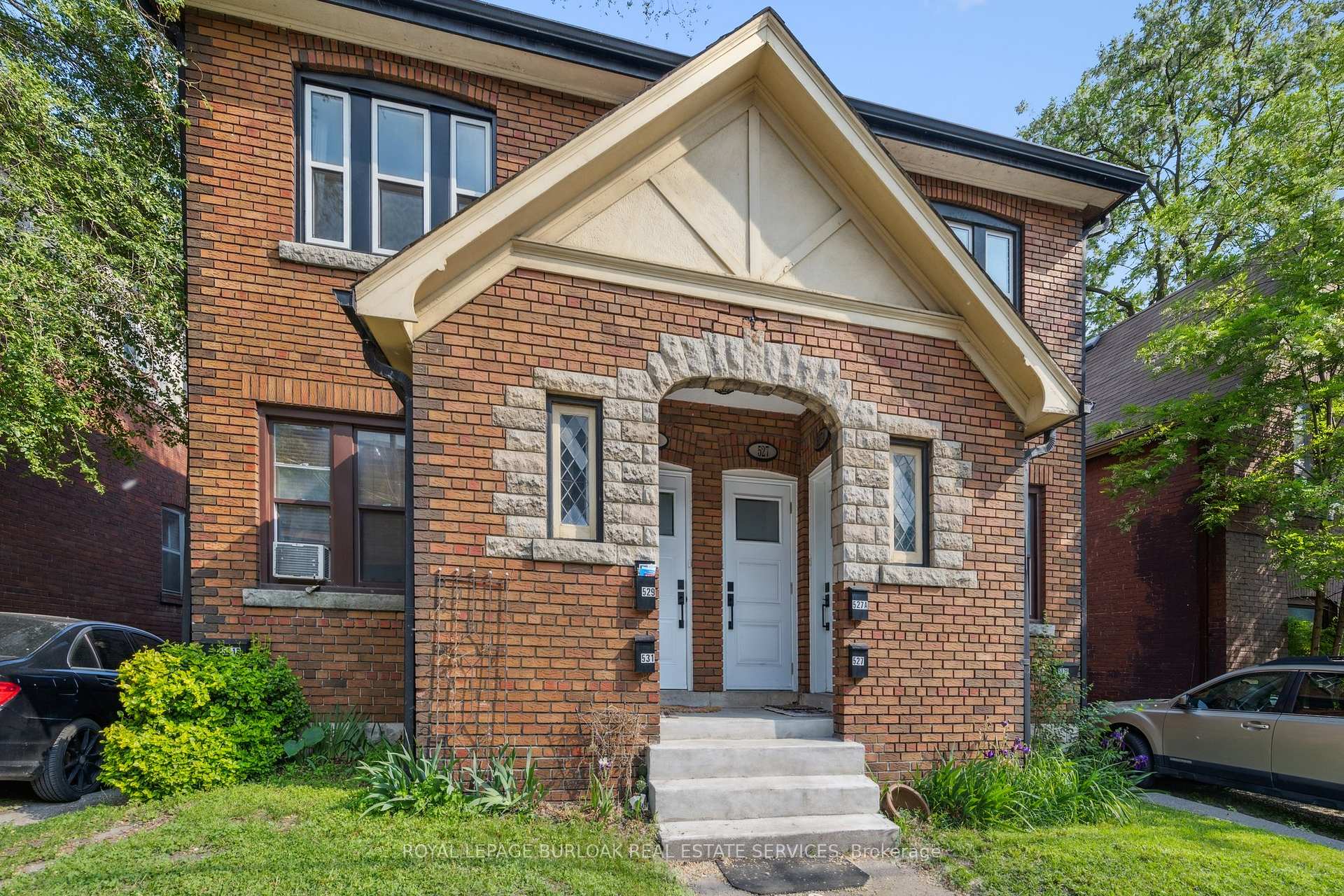 Photo 2 of 527 Kingston Road, Toronto, The Beaches — HOMEH