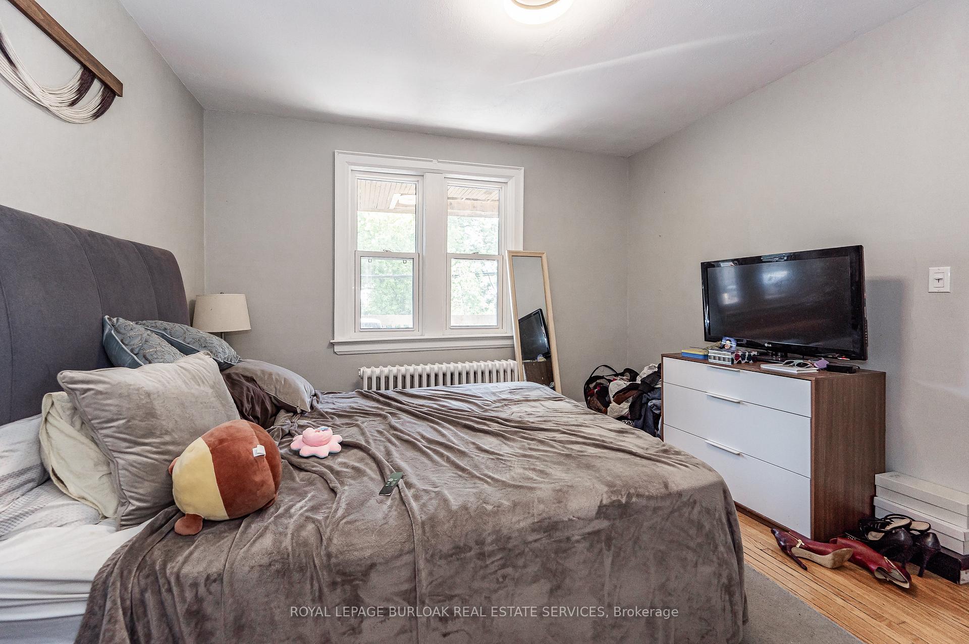 Photo 17 of 527 Kingston Road, Toronto, The Beaches — HOMEH