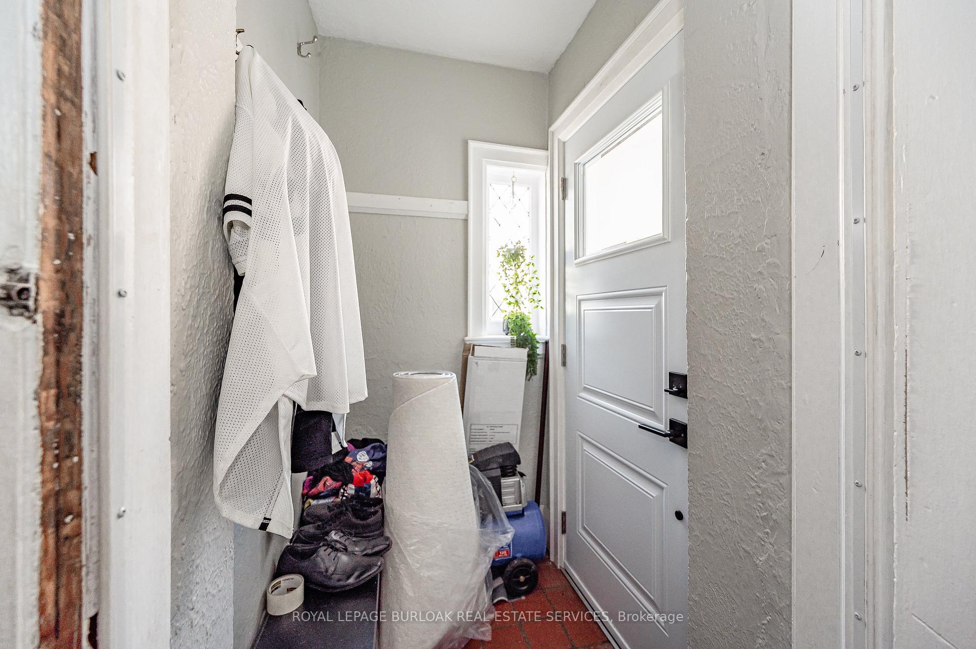 Photo 19 of 527 Kingston Road, Toronto, The Beaches — HOMEH