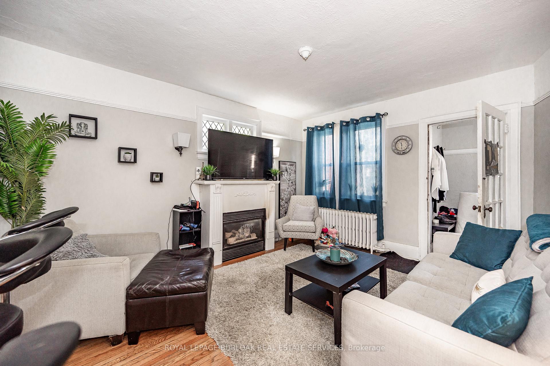 Photo 21 of 527 Kingston Road, Toronto, The Beaches — HOMEH