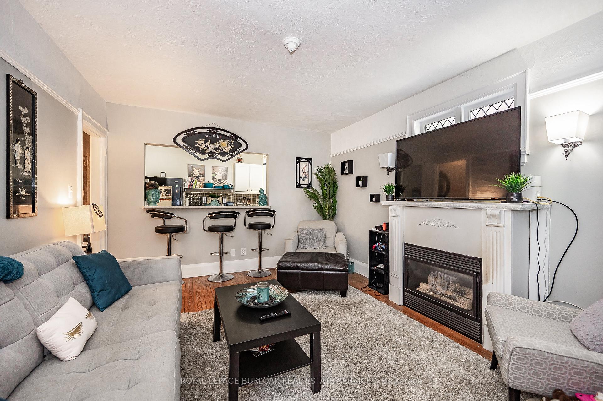 Photo 23 of 527 Kingston Road, Toronto, The Beaches — HOMEH