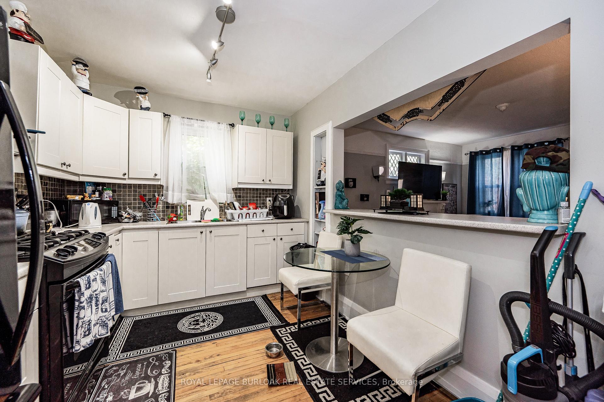 Photo 26 of 527 Kingston Road, Toronto, The Beaches — HOMEH