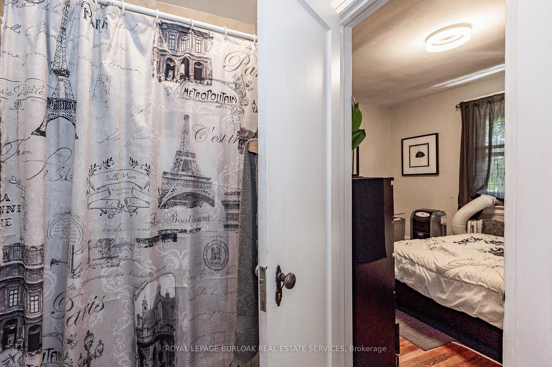 Photo 35 of 527 Kingston Road, Toronto, The Beaches — HOMEH