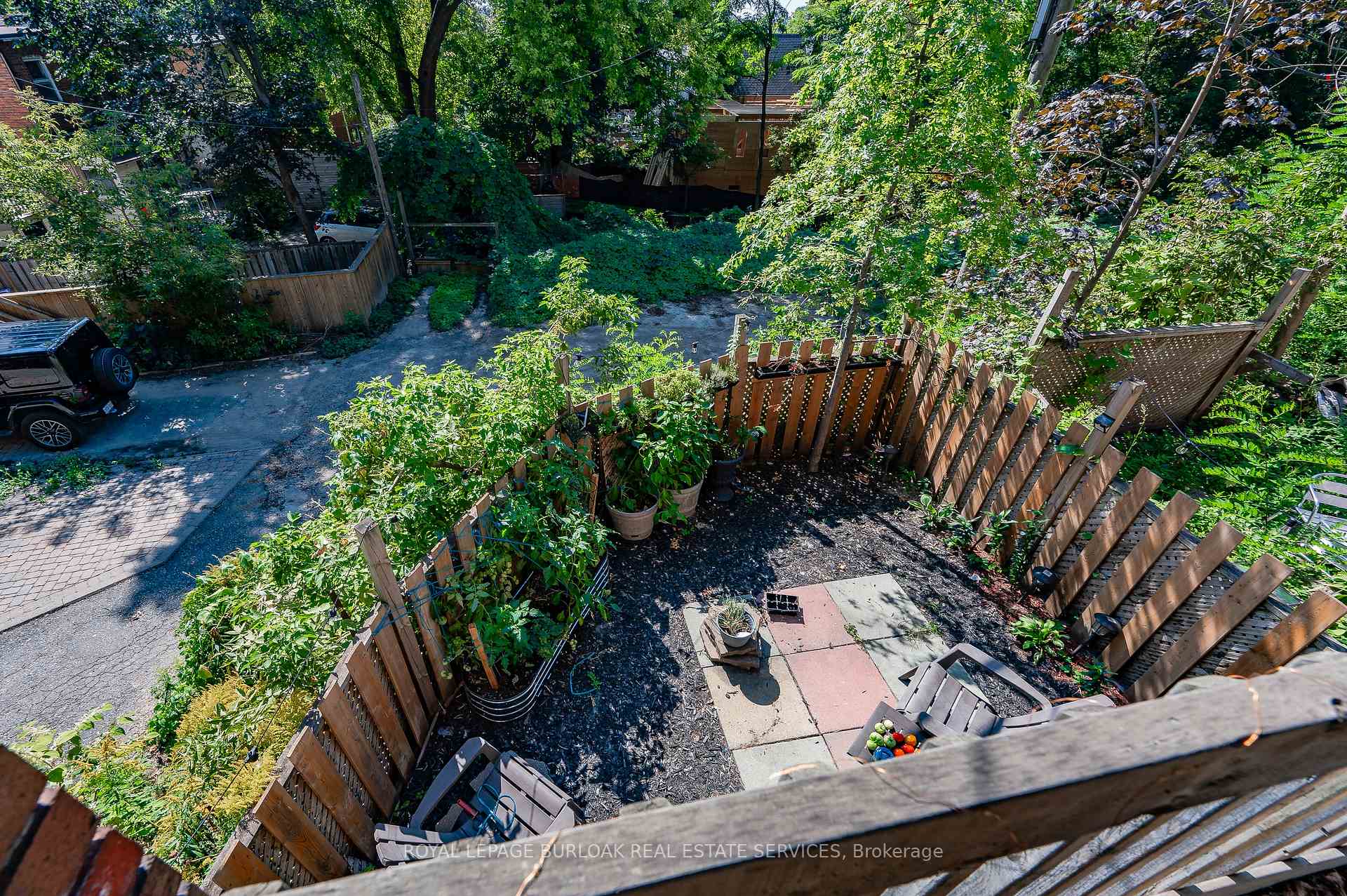 Photo 37 of 527 Kingston Road, Toronto, The Beaches — HOMEH