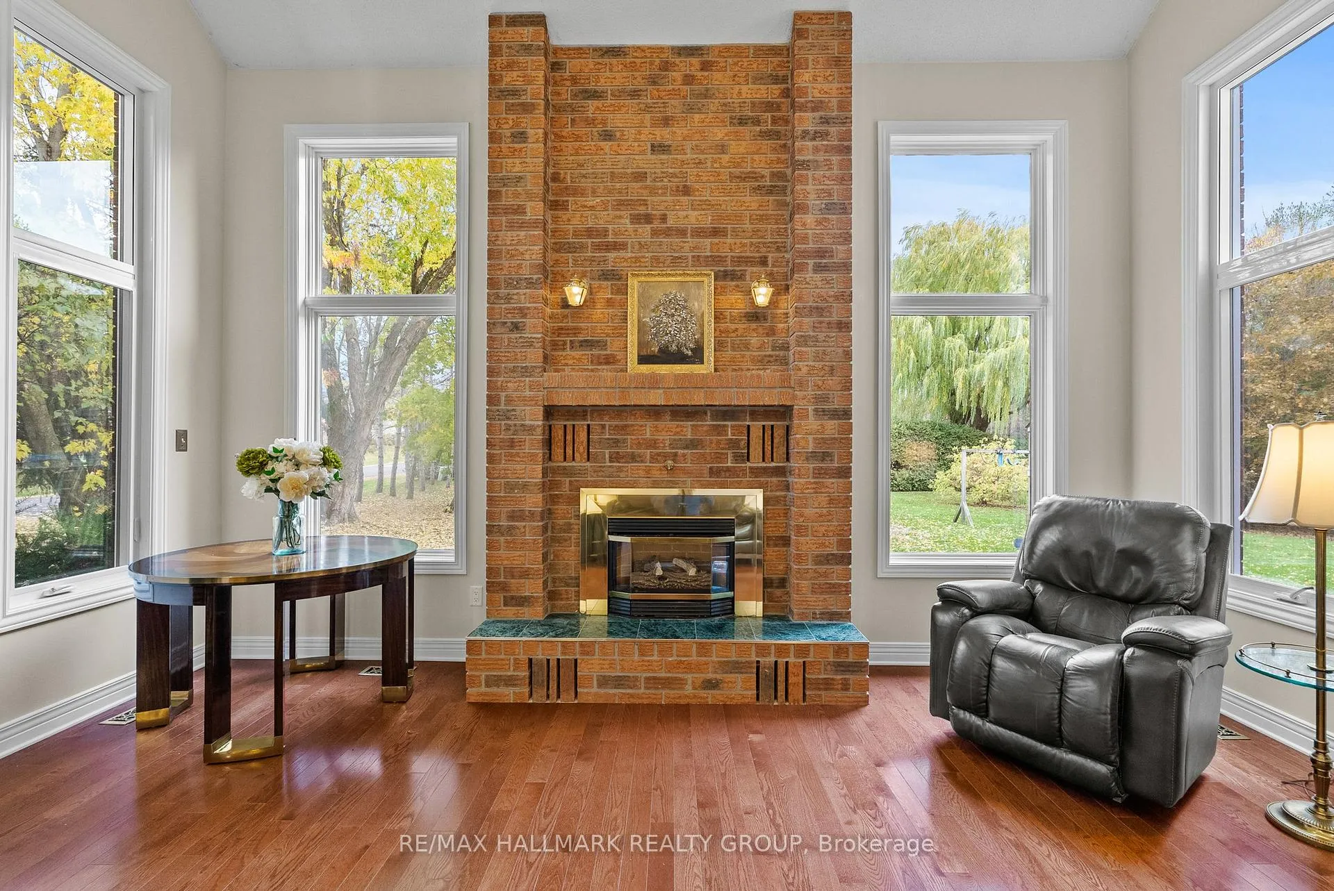 Photo 5 of 16 Goodfellow Court, Ottawa, Fallowfield — HOMEH