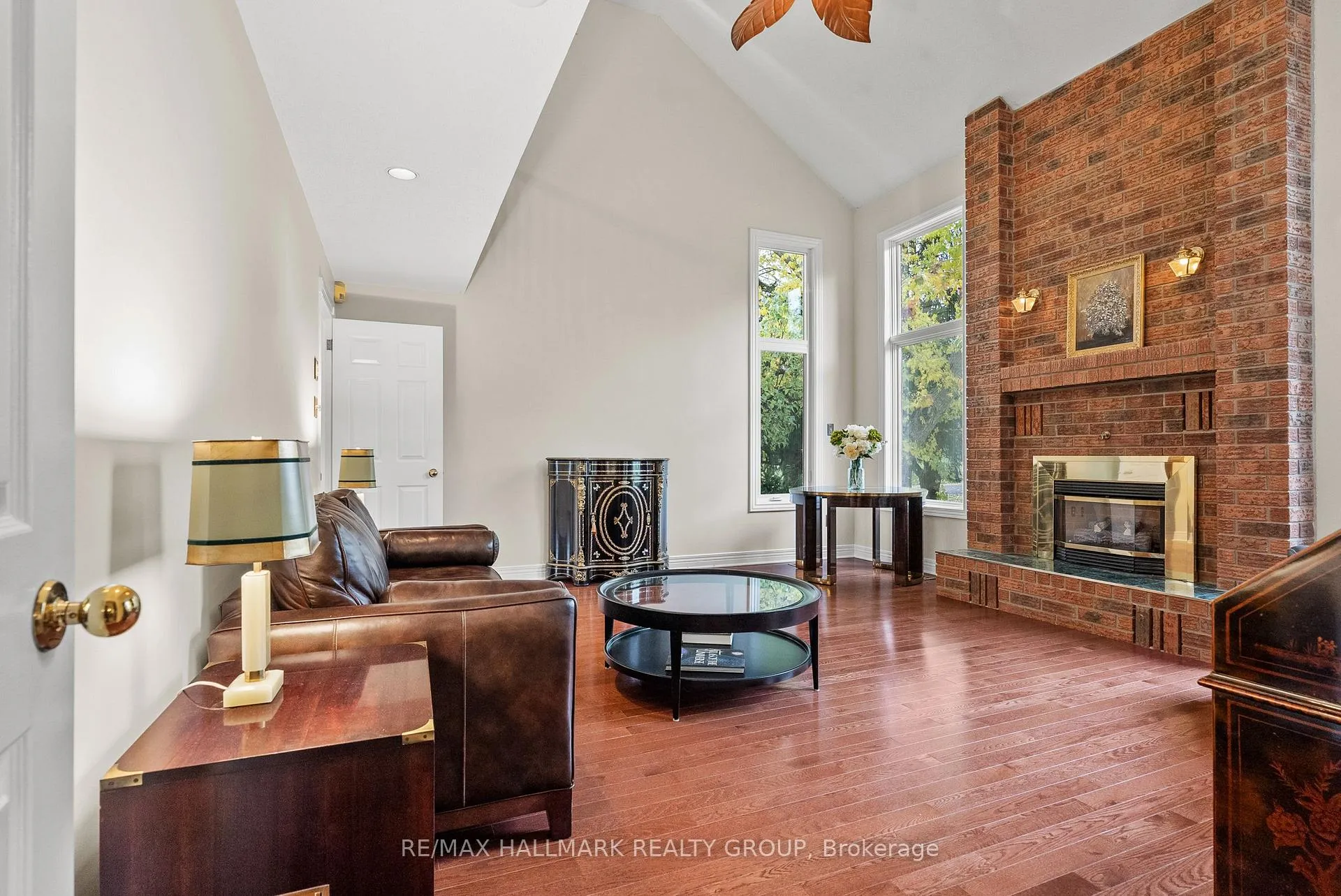 Photo 6 of 16 Goodfellow Court, Ottawa, Fallowfield — HOMEH