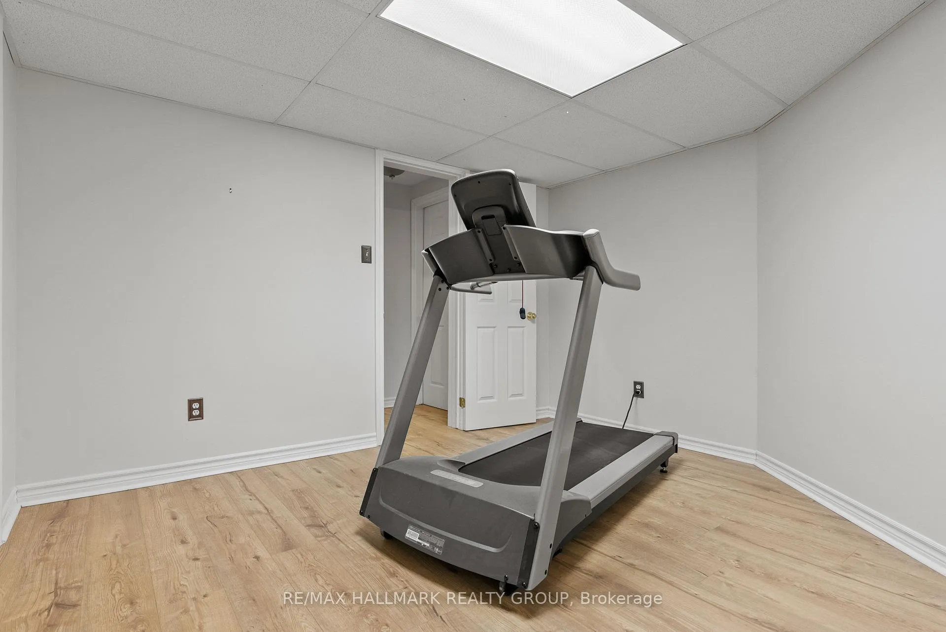 Photo 26 of 16 Goodfellow Court, Ottawa, Fallowfield — HOMEH