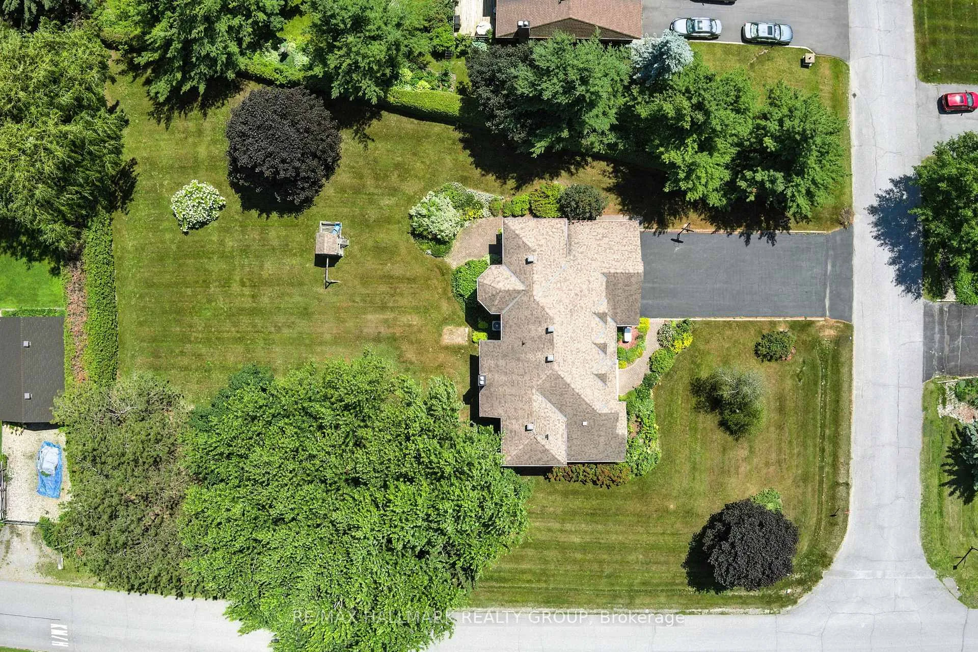 Photo 33 of 16 Goodfellow Court, Ottawa, Fallowfield — HOMEH