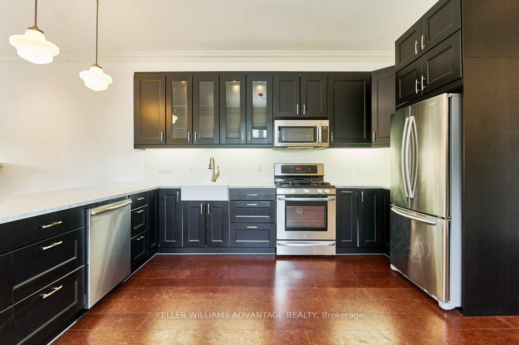 Photo 6 of 477 Davisville Avenue, Toronto, Mount Pleasant East — HOMEH
