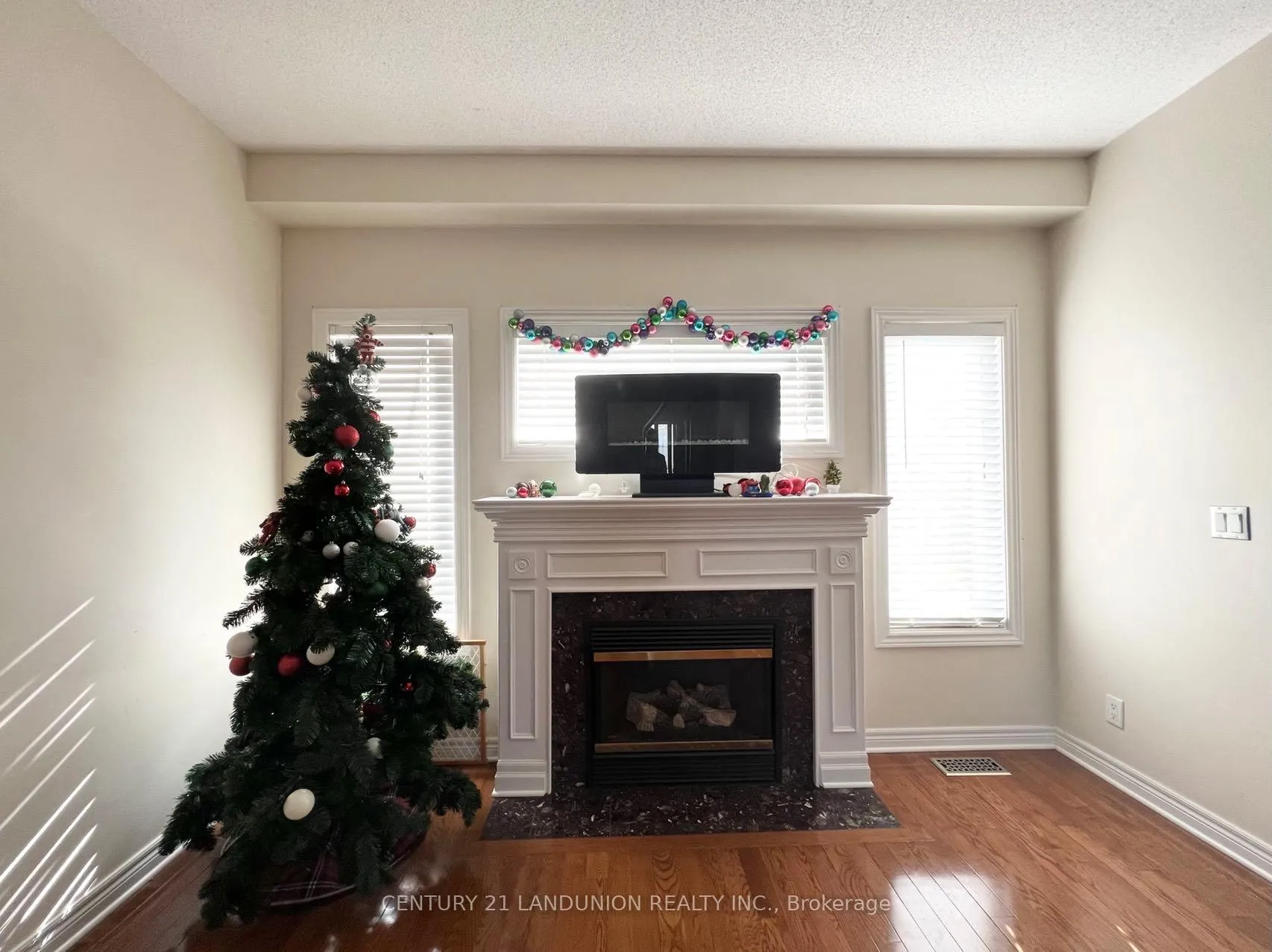 Photo 9 of 281 Winterberry Boulevard, Thorold, Confederation Heights — HOMEH