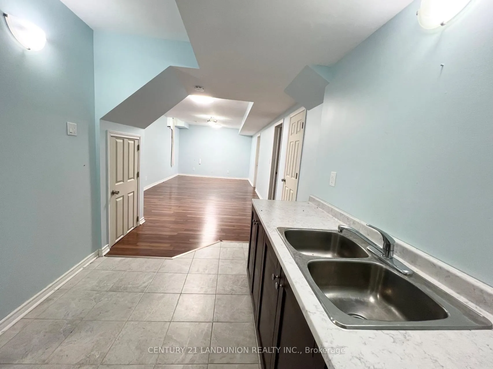 Photo 22 of 281 Winterberry Boulevard, Thorold, Confederation Heights — HOMEH