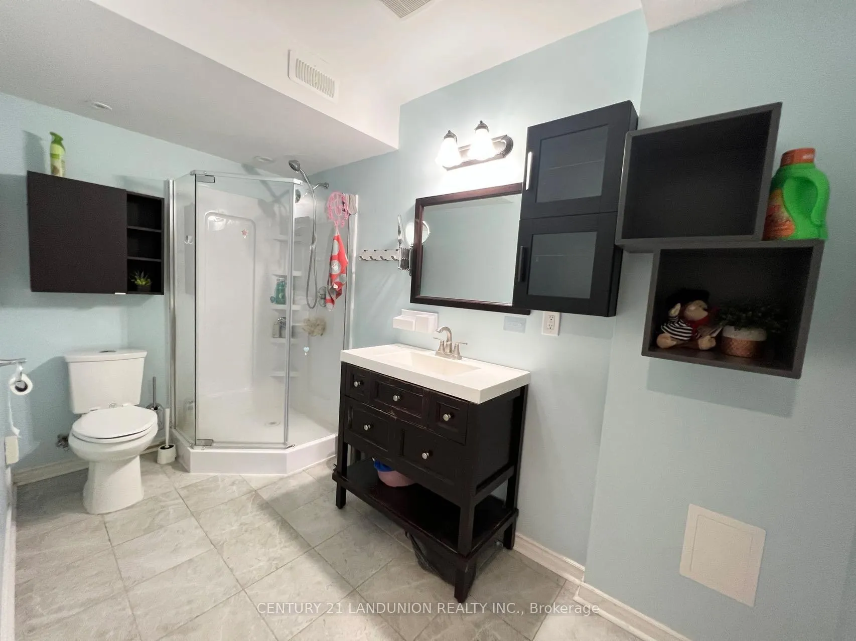 Photo 27 of 281 Winterberry Boulevard, Thorold, Confederation Heights — HOMEH