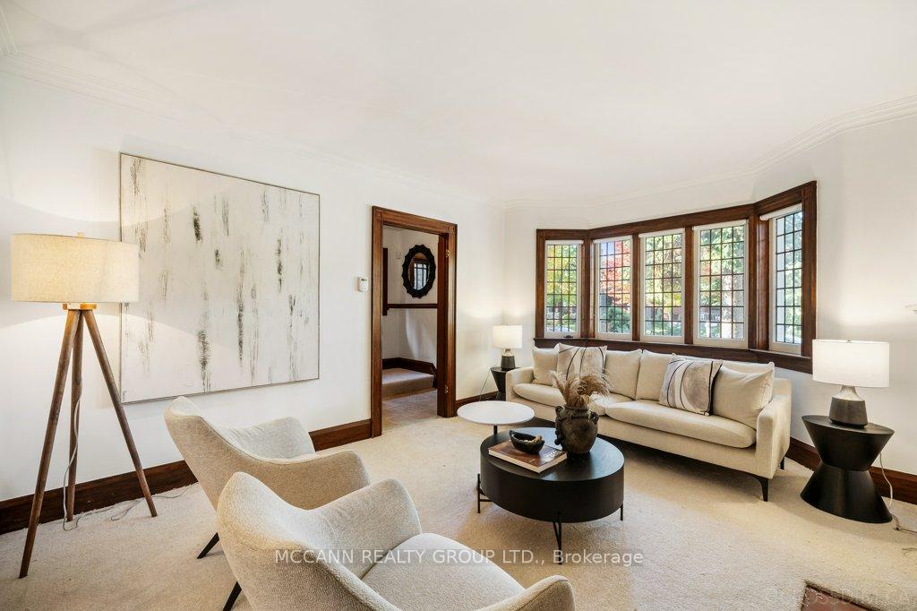 Photo 4 of 17 Donegall Drive, Toronto, Leaside — HOMEH