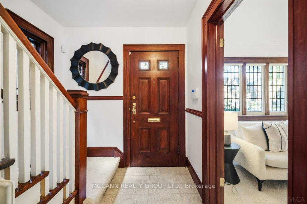 Photo 13 of 17 Donegall Drive, Toronto, Leaside — HOMEH