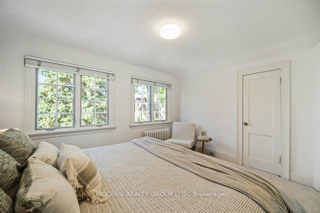 Photo 18 of 17 Donegall Drive, Toronto, Leaside — HOMEH