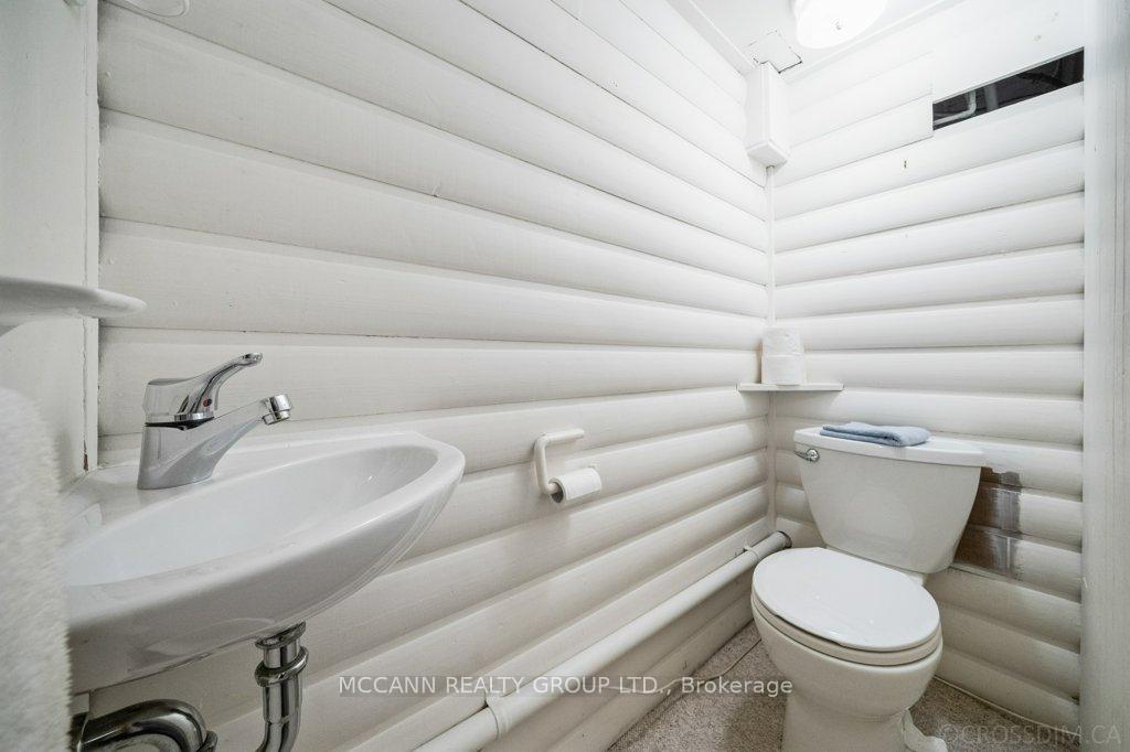 Photo 25 of 17 Donegall Drive, Toronto, Leaside — HOMEH