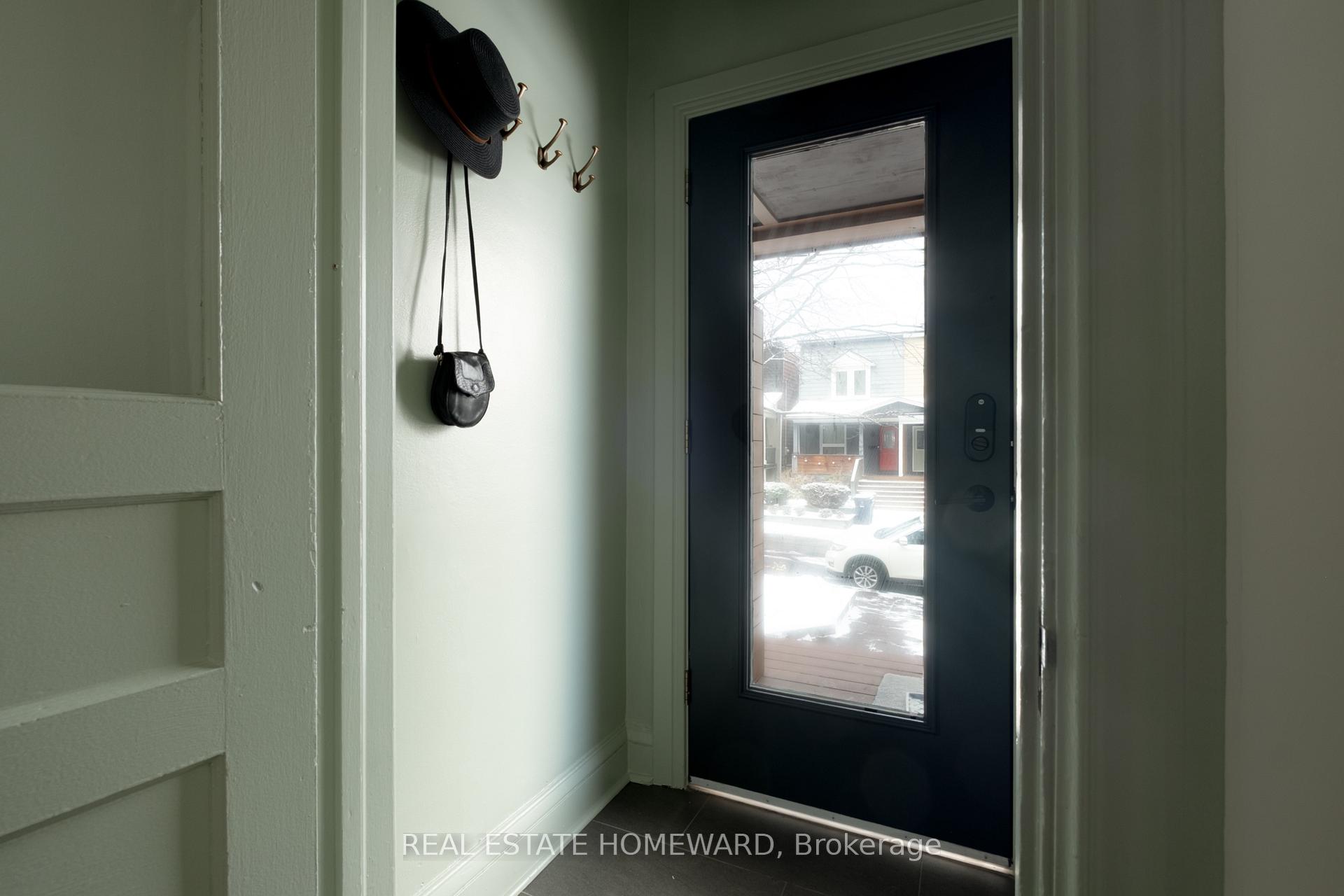 Photo 4 of 127 Withrow Avenue, Toronto, North Riverdale — HOMEH